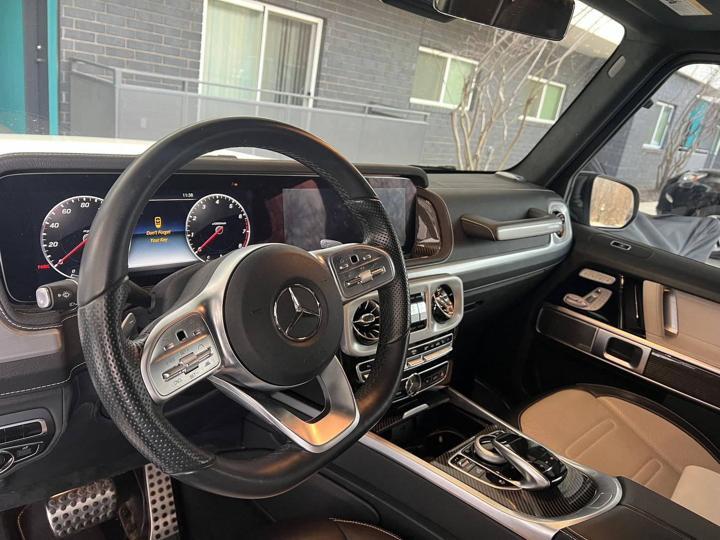 Mercedez Bens G 550 Black