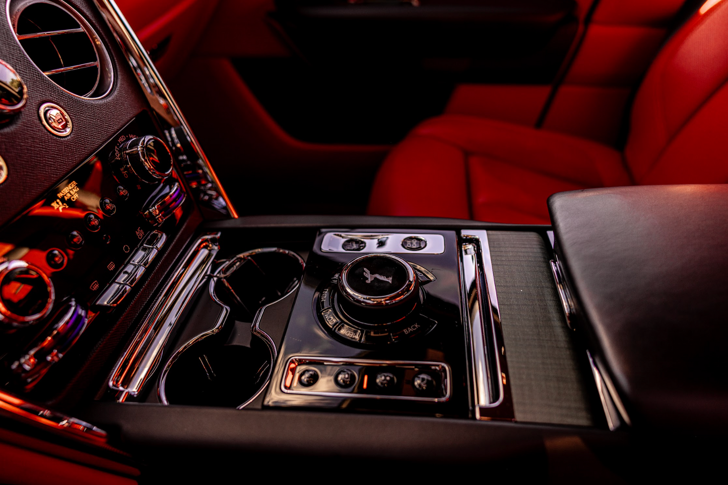 Rolls-Royce Cullinan (Driver Included)