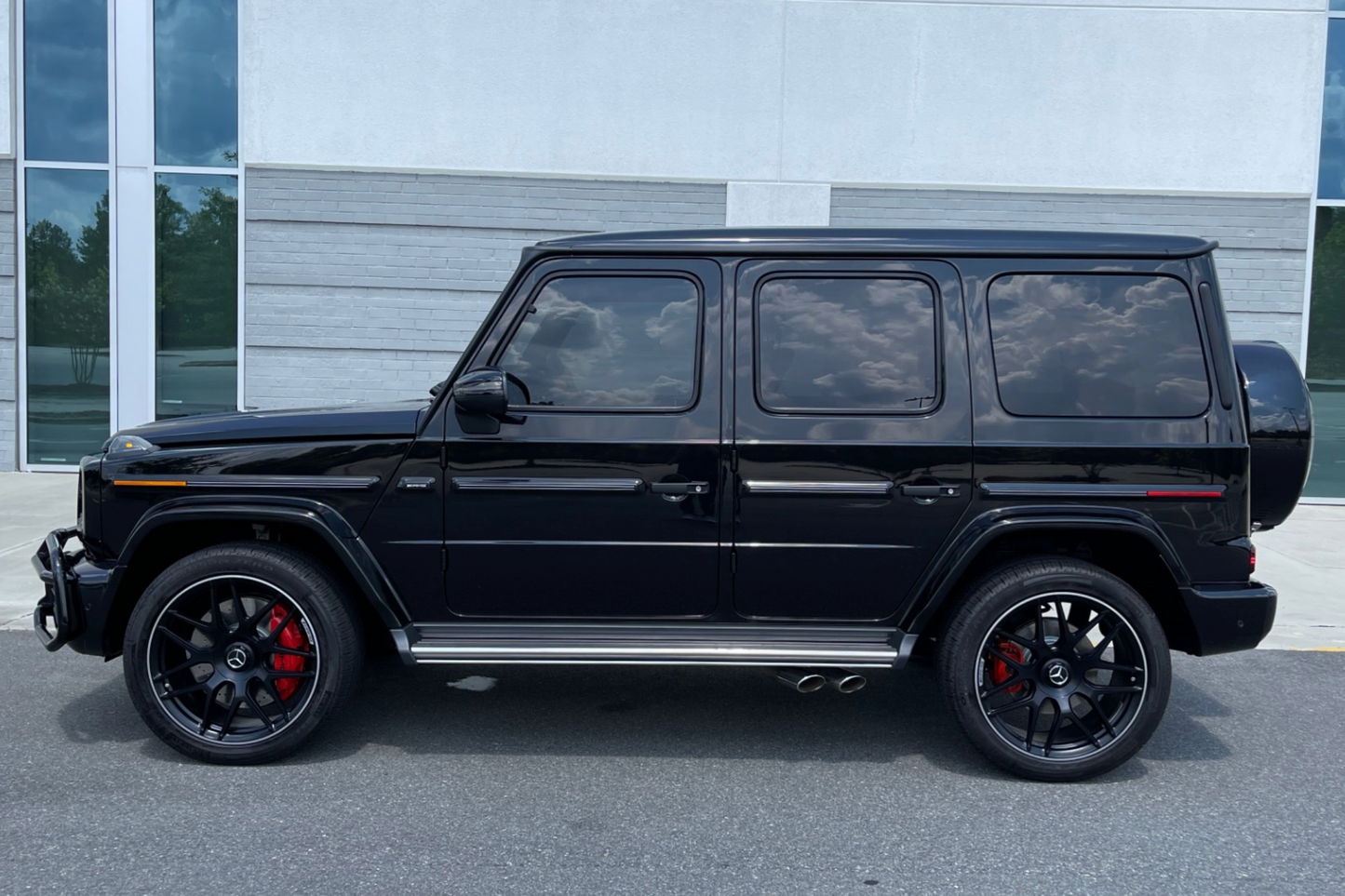 Mercedez Bens G 550 Black