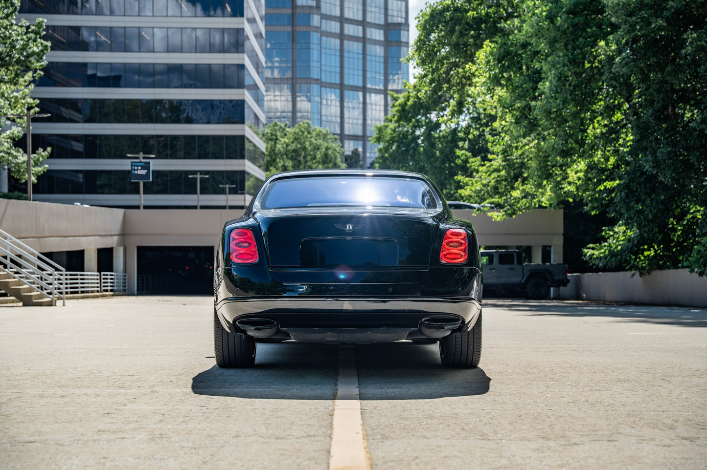 Bentley Mulsanne (Driver Included)