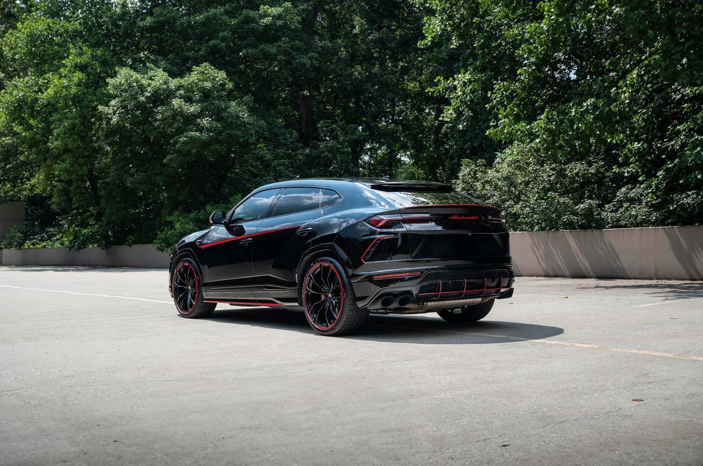 Lamborghini Urus Black/Red