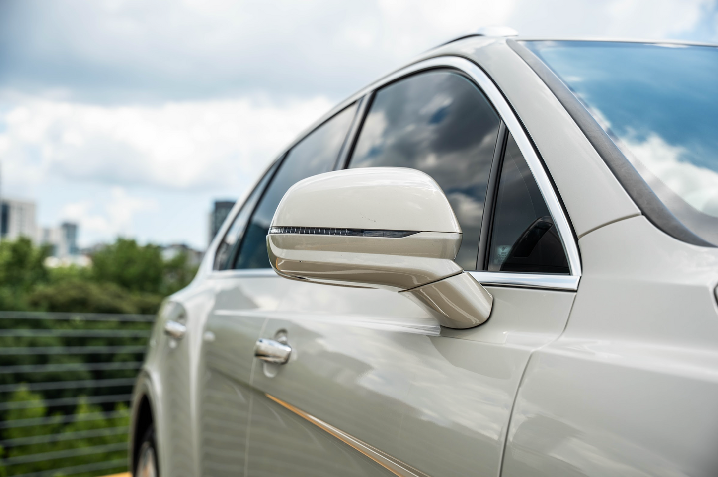 Bentley Bentayga White