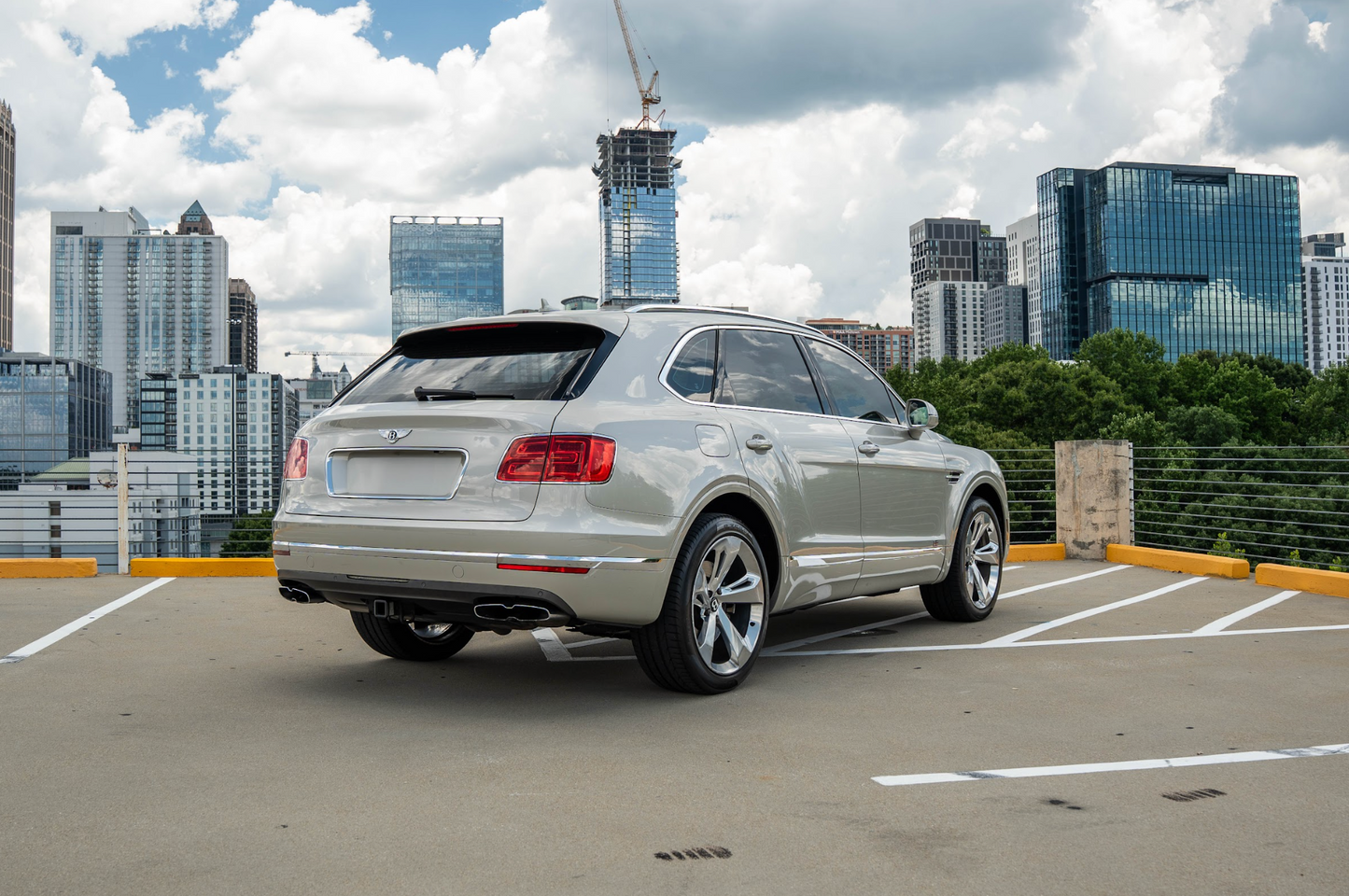 Bentley Bentayga White