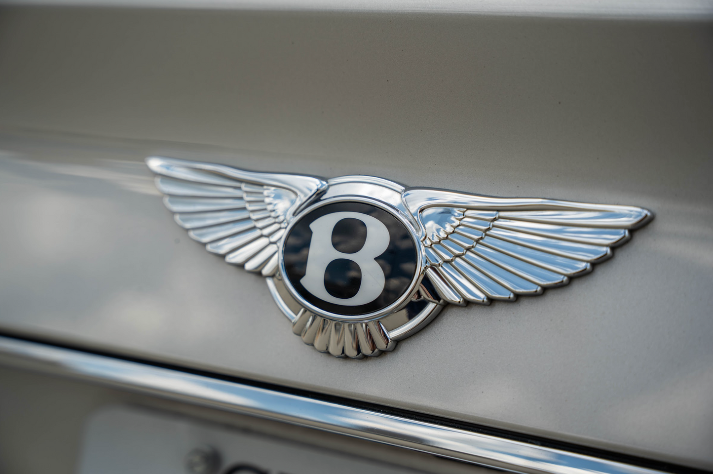 Bentley Bentayga White