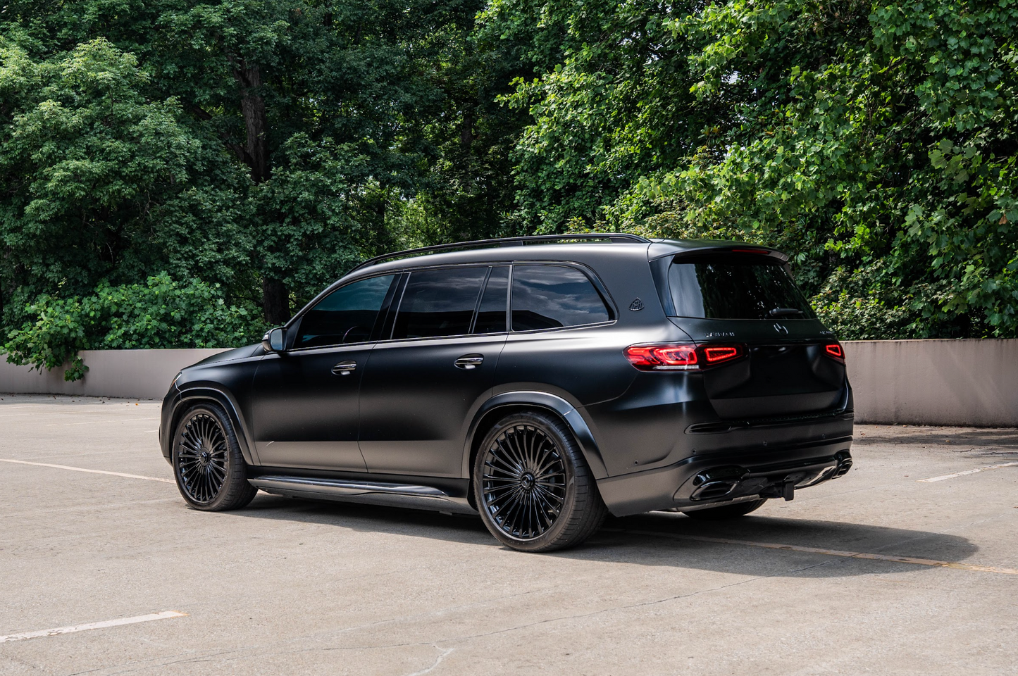 Mercedes-Maybach GLS 600 (Driver Included)