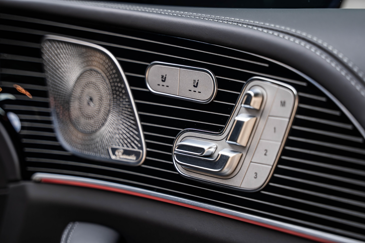 Mercedes-Maybach GLS 600 (Driver Included)