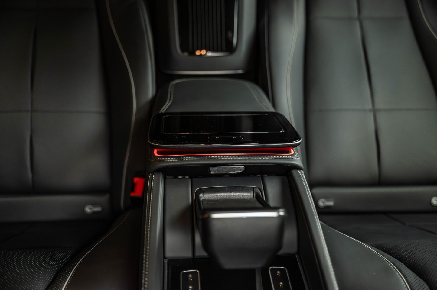 Mercedes-Maybach GLS 600 (Driver Included)