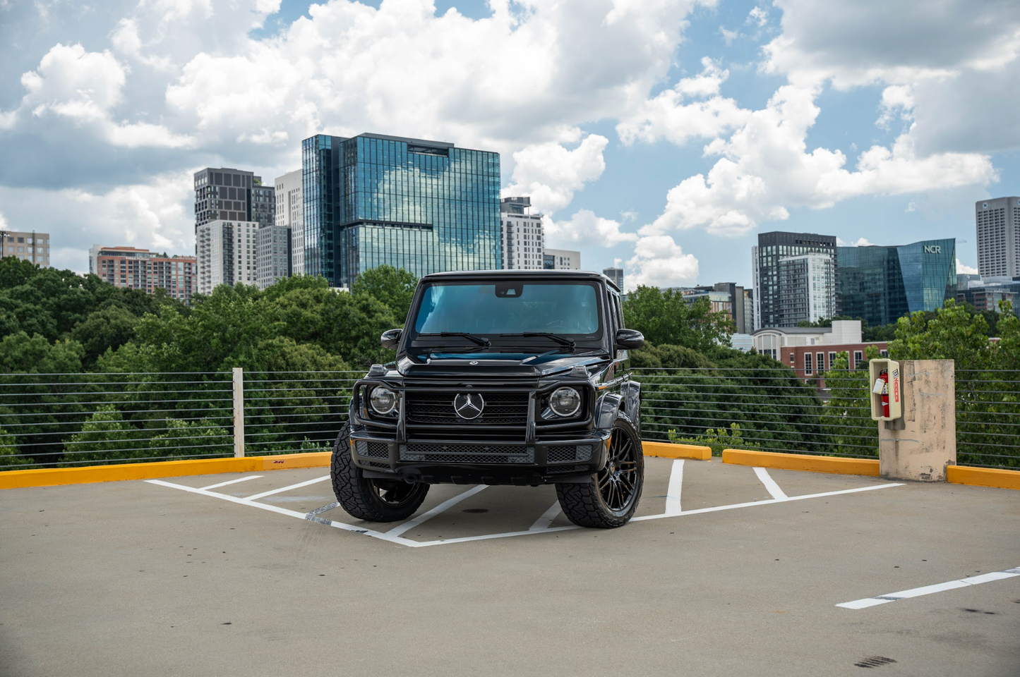 Mercedez Bens G 550 Black