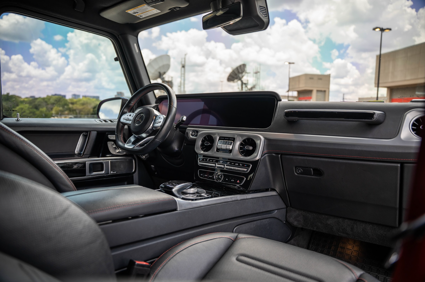 Mercedez Bens G 550 Black