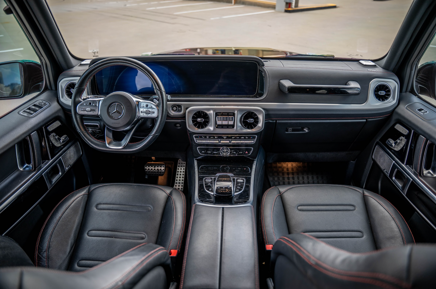 Mercedez Bens G 550 Black