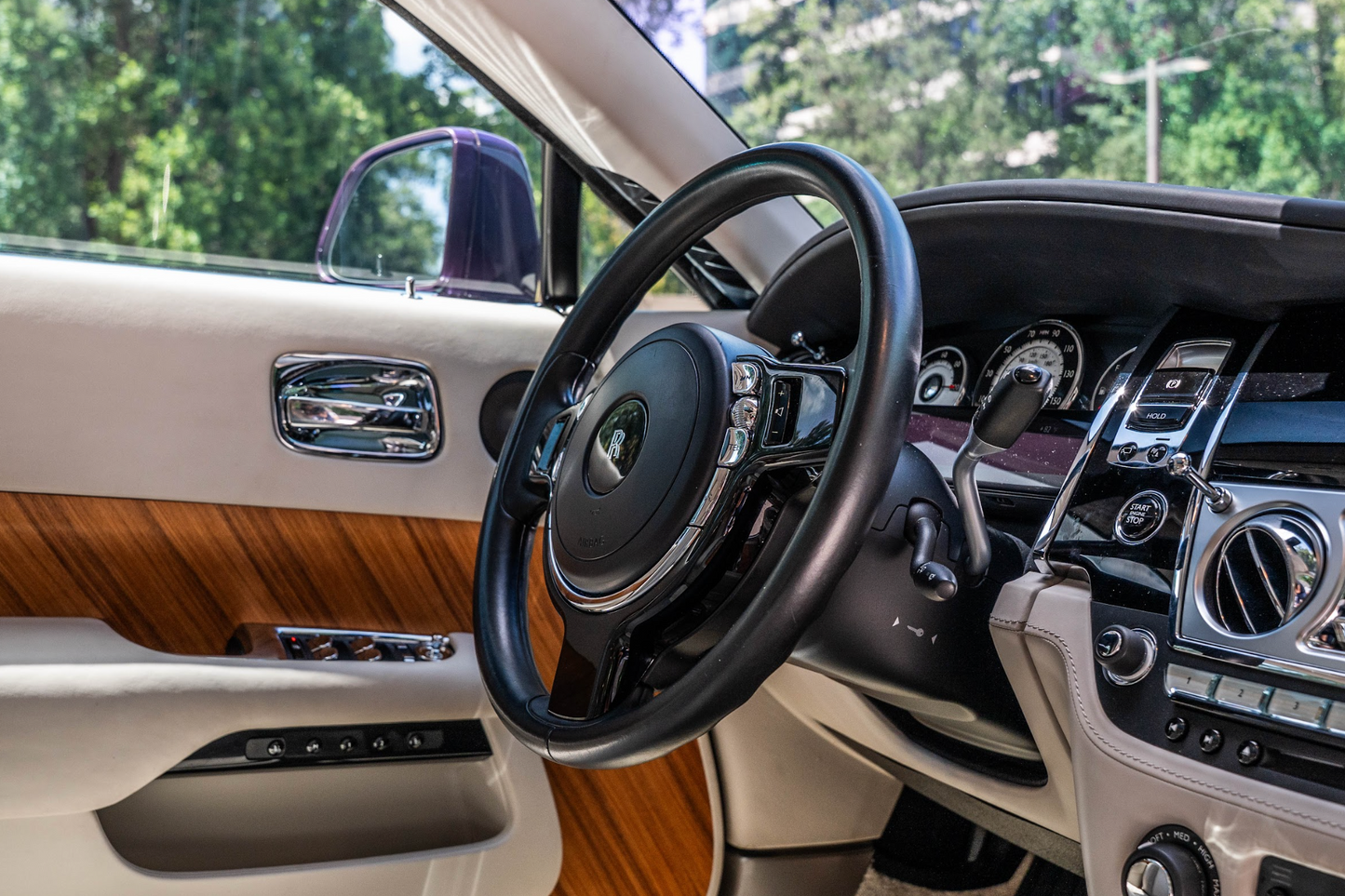 Rolls-Royce Wraith Purple