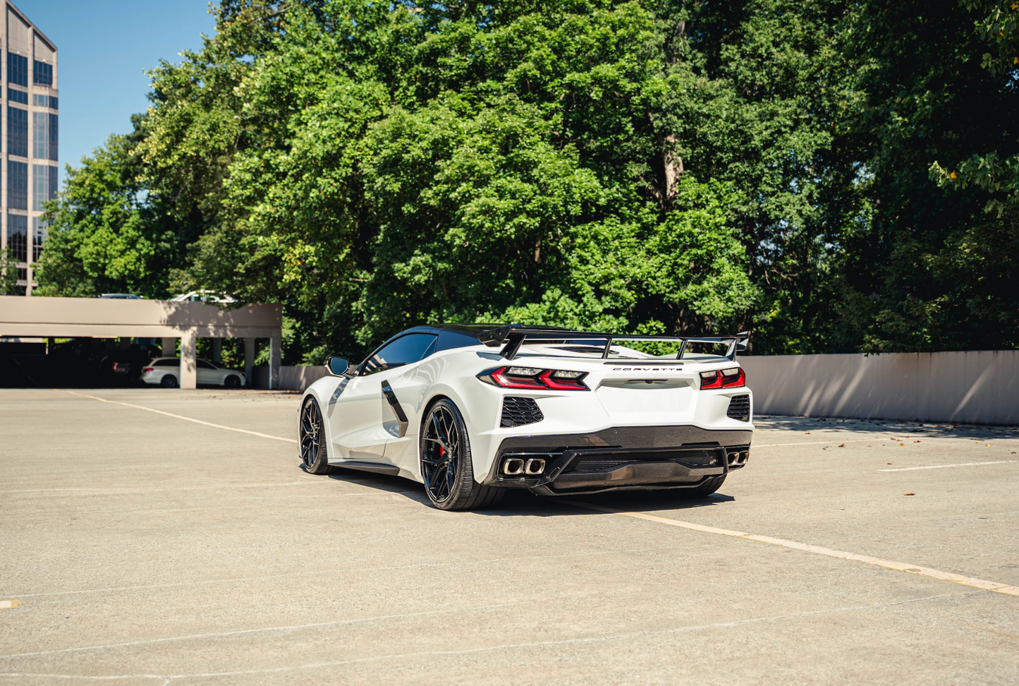 Corvette C8 White