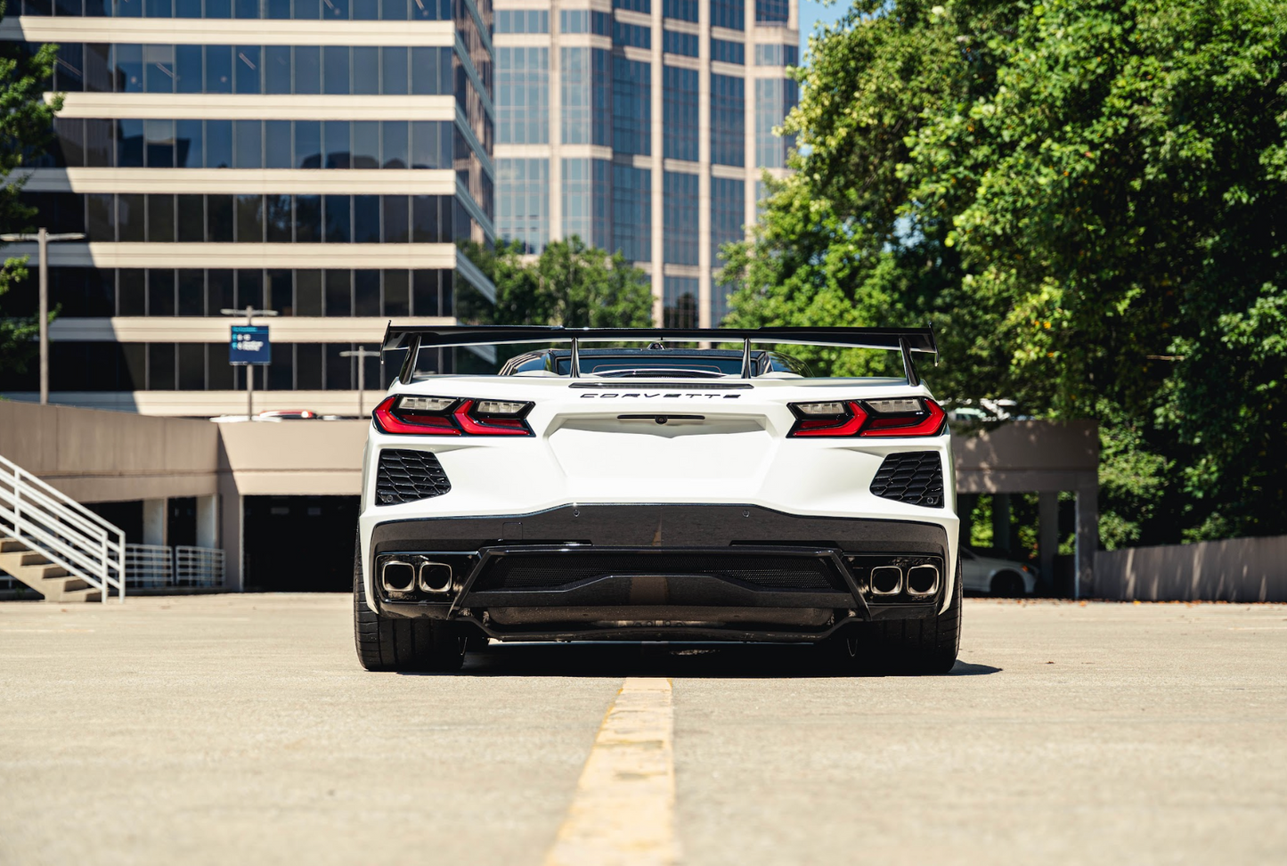 Corvette C8 White
