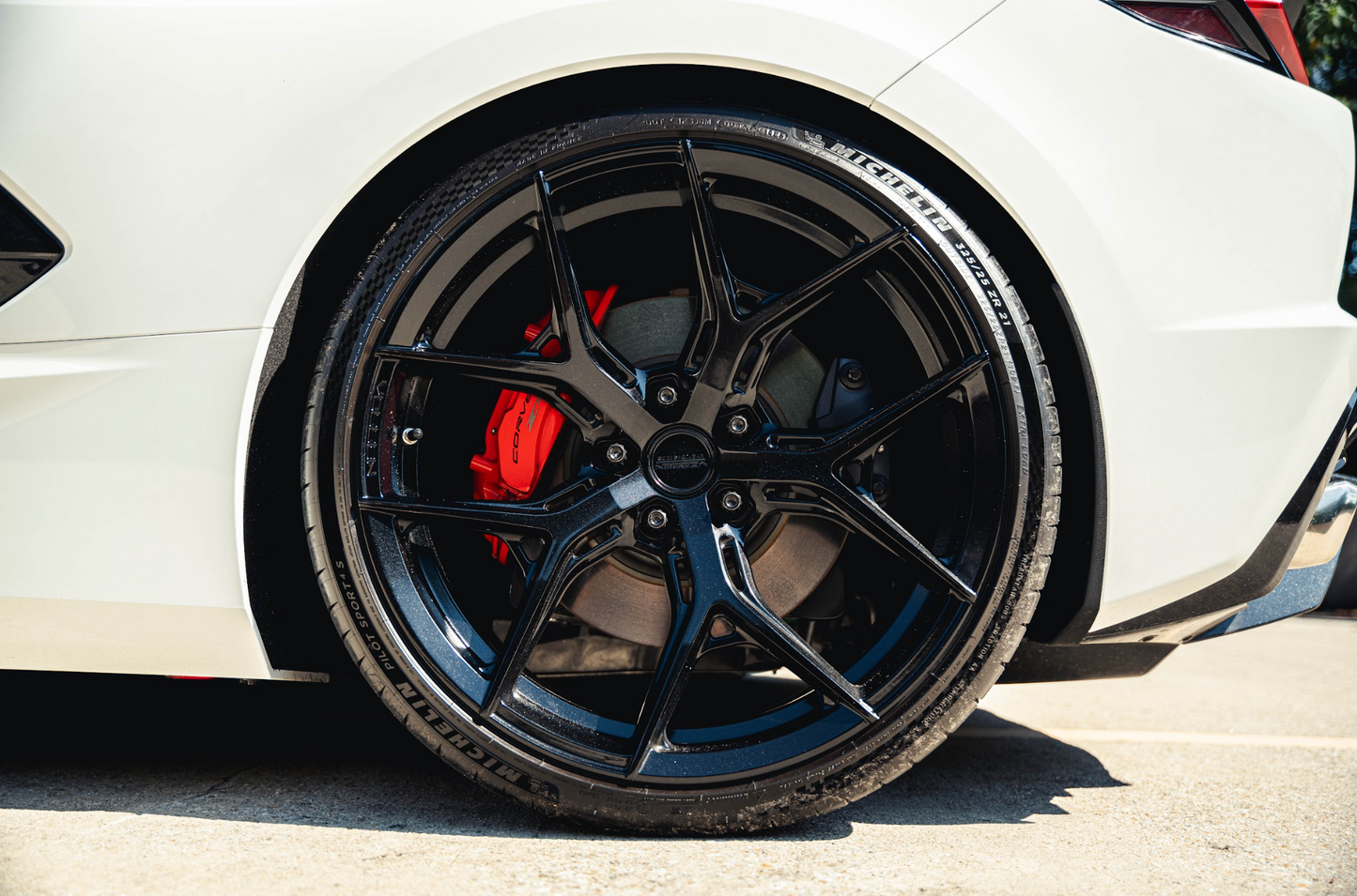 Corvette C8 White