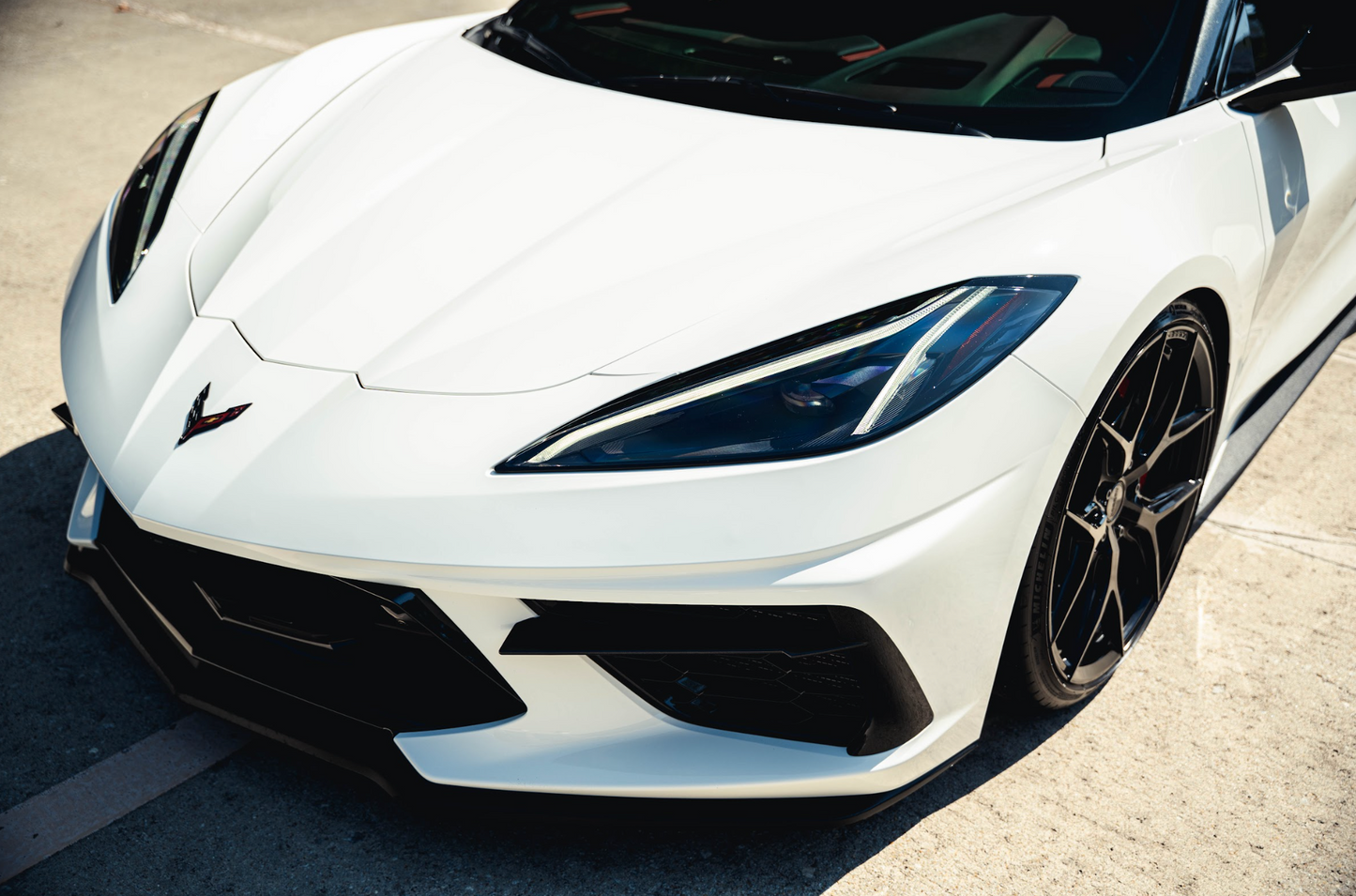 Corvette C8 White