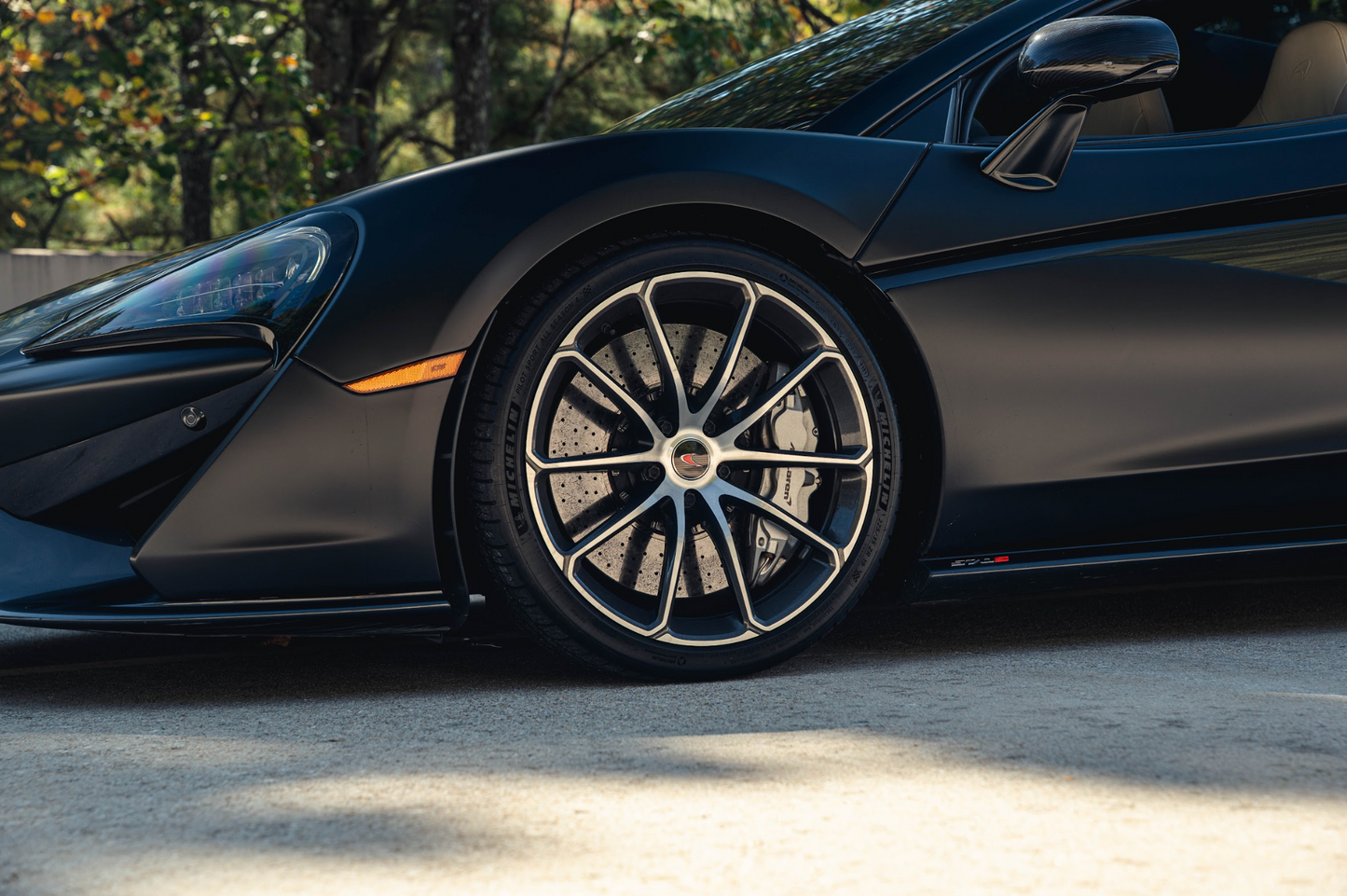 McLaren 570s Spyder Launch Edition