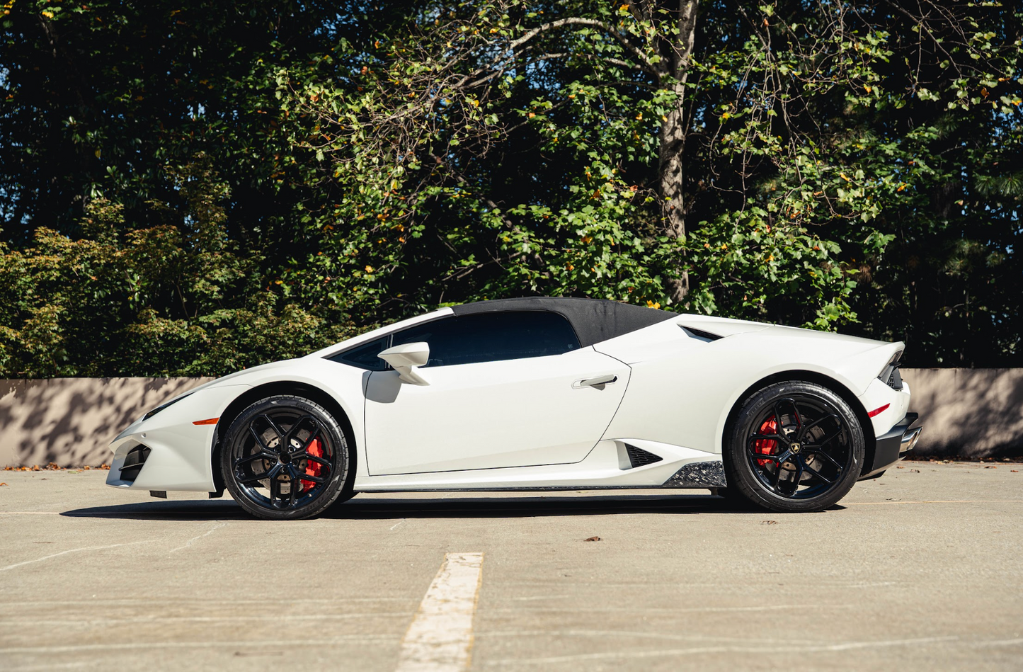 Lamborghini Huracan Spyder (White)