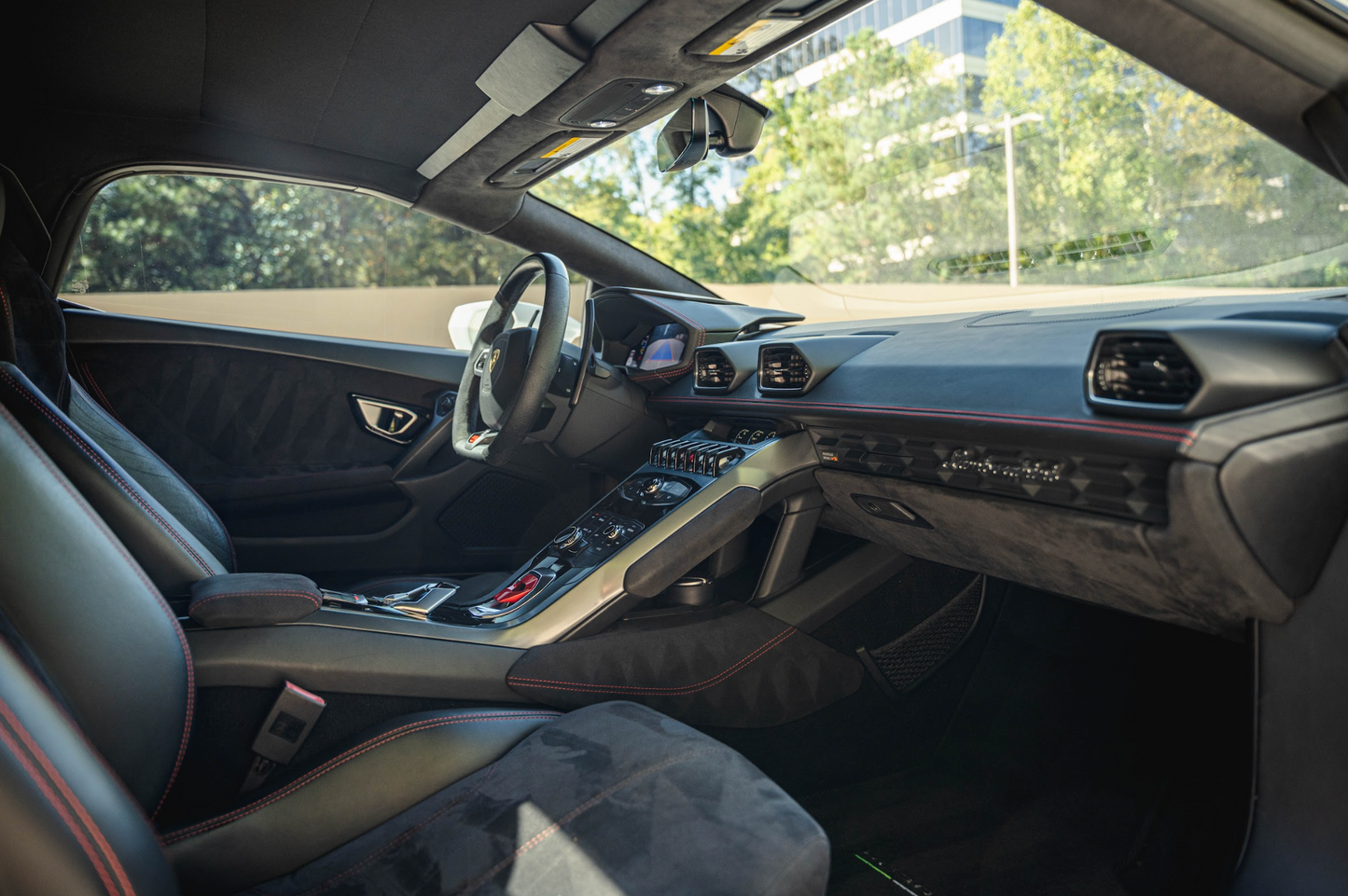 Lamborghini Huracan Spyder (White)