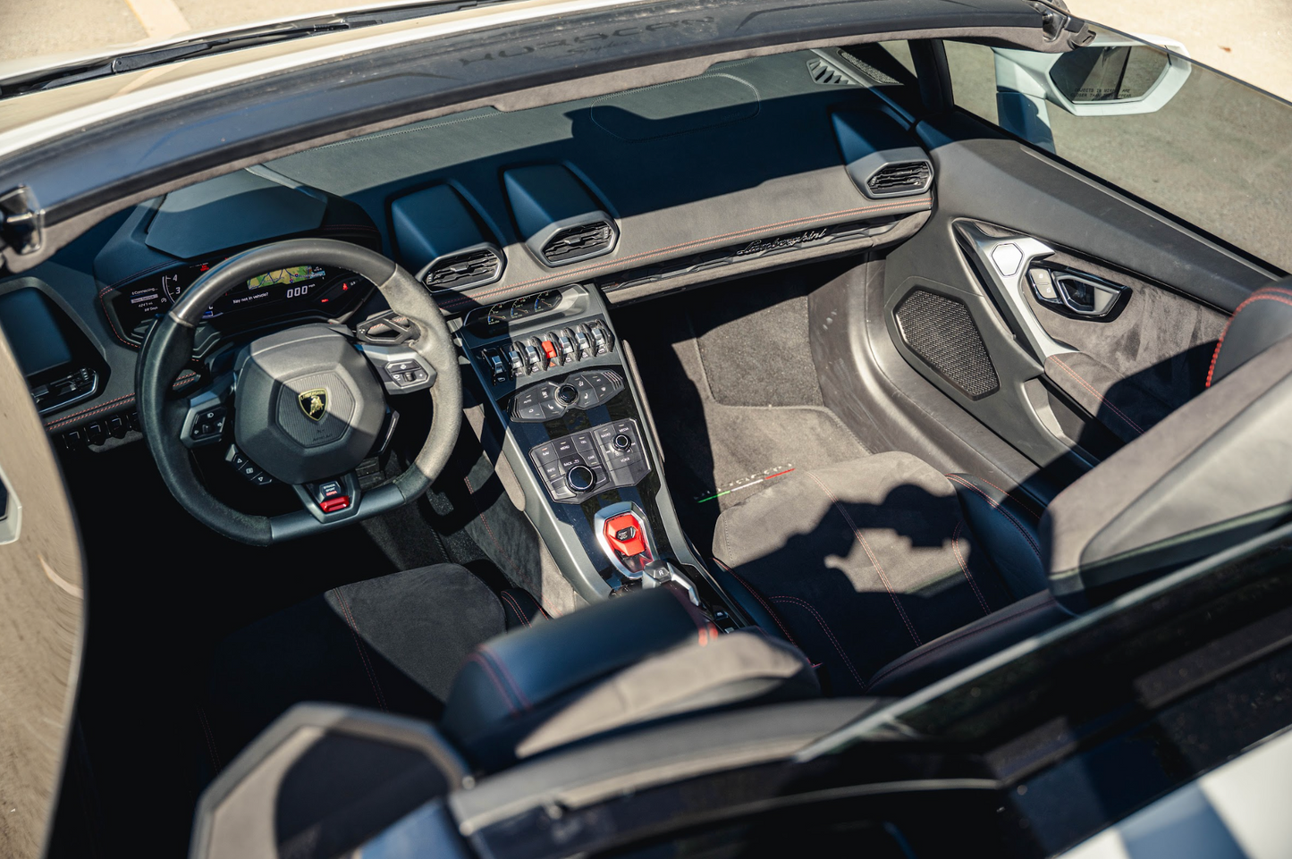 Lamborghini Huracan Spyder (White)