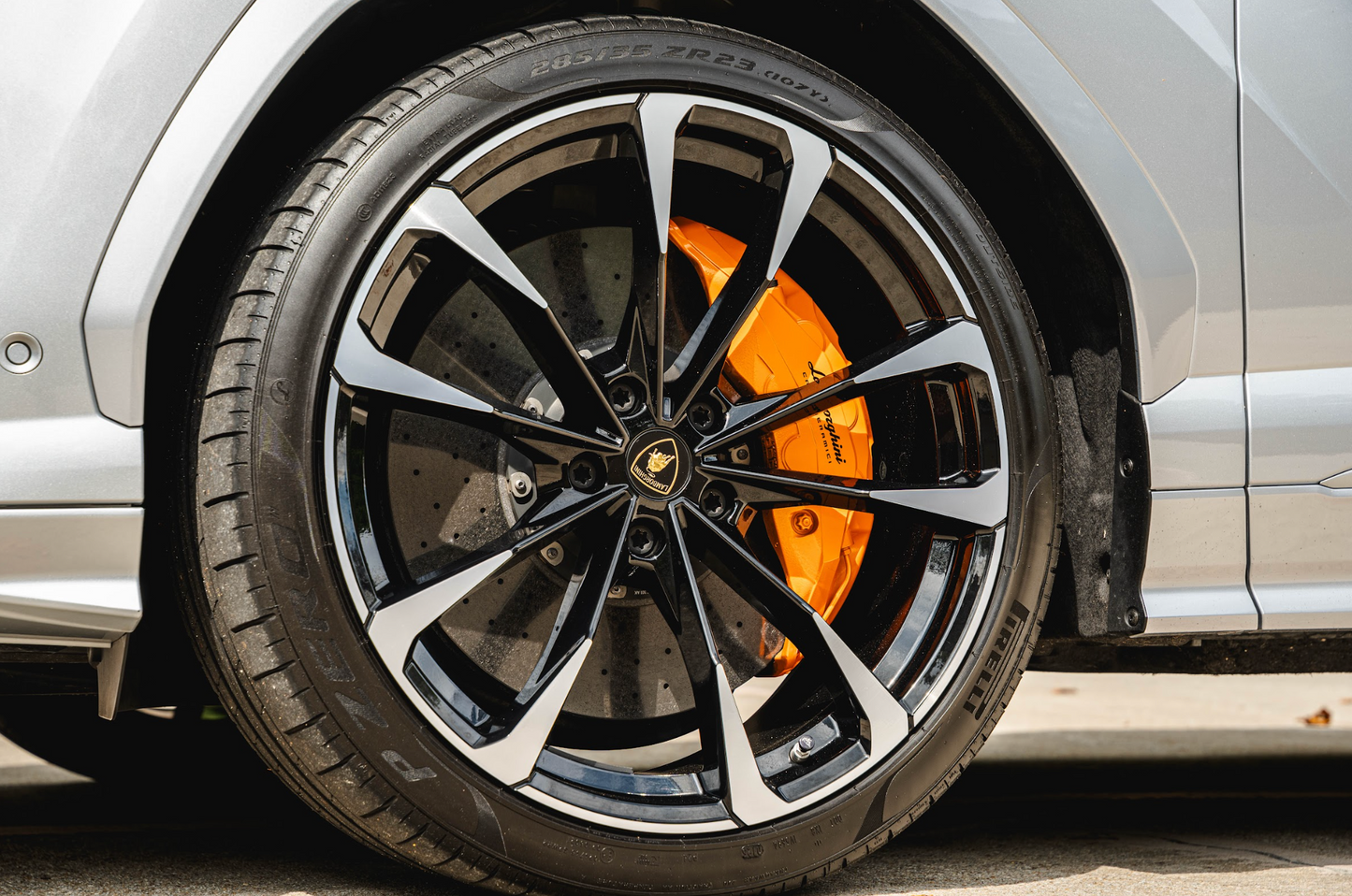 Lamborghini Urus Silver