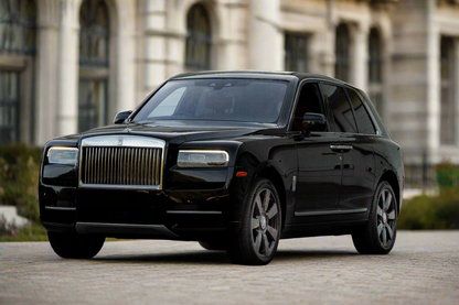 Rolls-Royce Cullinan (Driver Included)