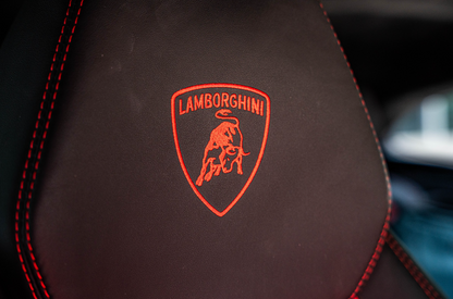Lamborghini Urus Black/Red