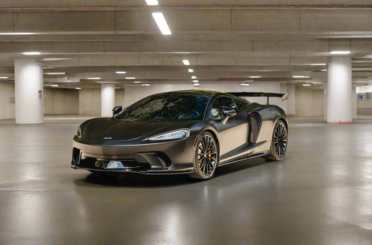 McLaren GT