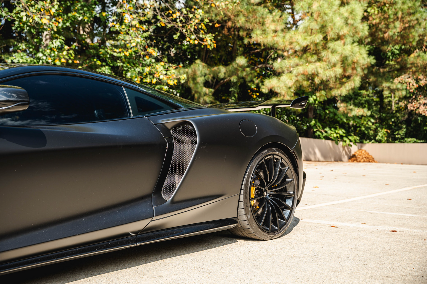 McLaren GT