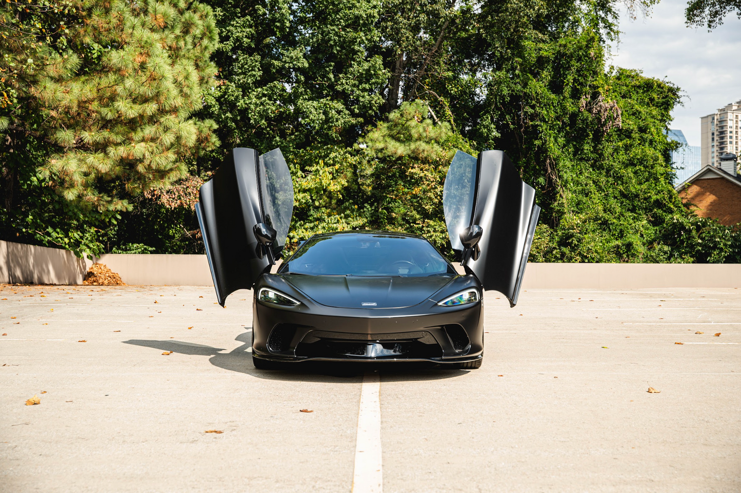 McLaren GT