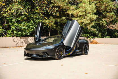 McLaren GT