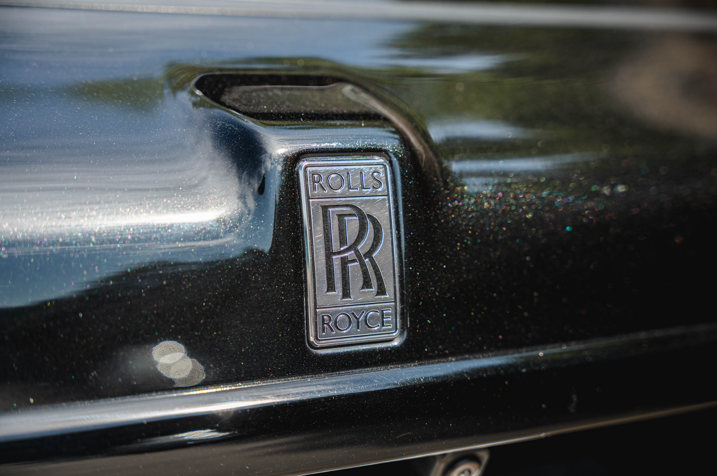 Rolls-Royce Cullinan (Black)