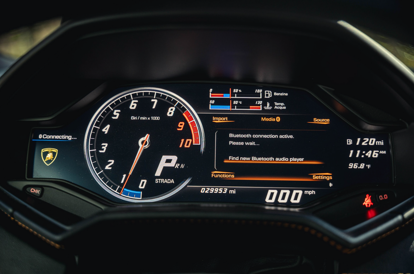 Lamborghini Huracan Orange