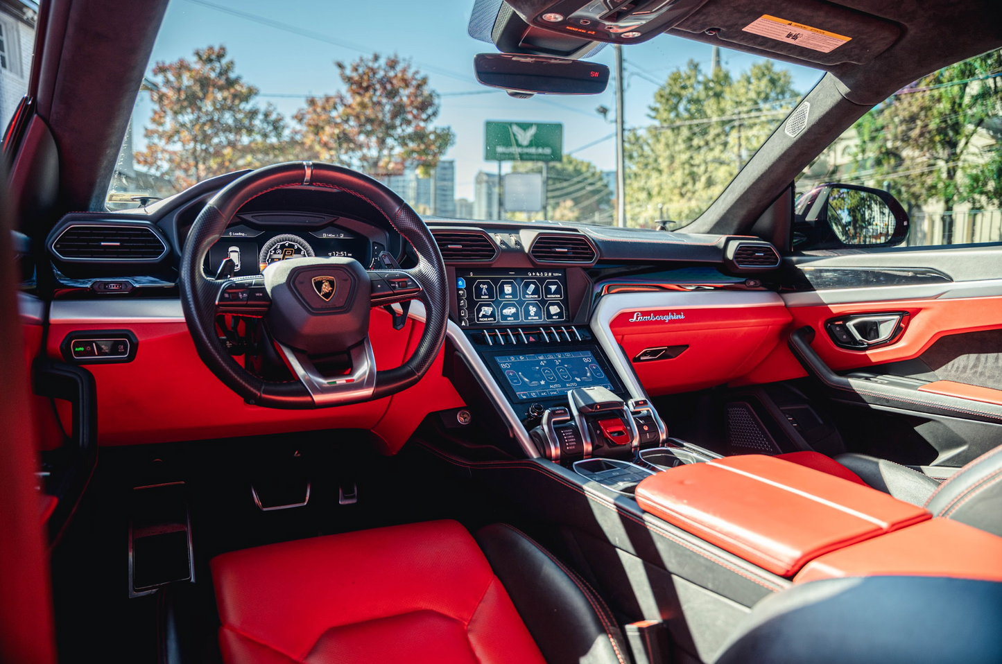 Lamborghini Urus Red