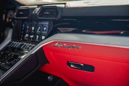 Lamborghini Urus Red