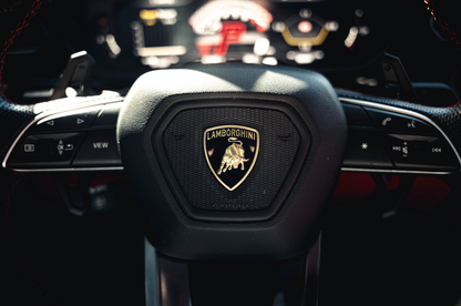 Lamborghini Urus Red