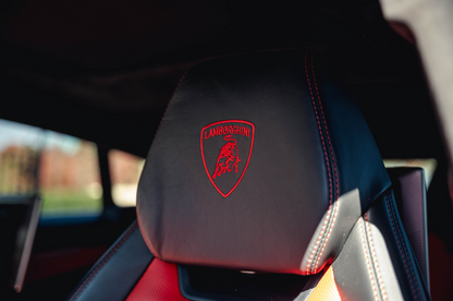 Lamborghini Urus Red