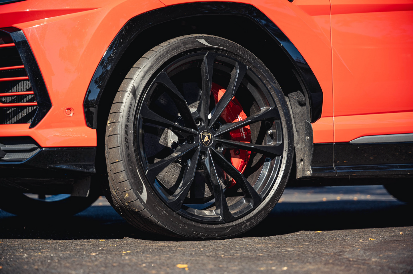 Lamborghini Urus Red