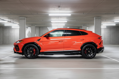 Lamborghini Urus Red