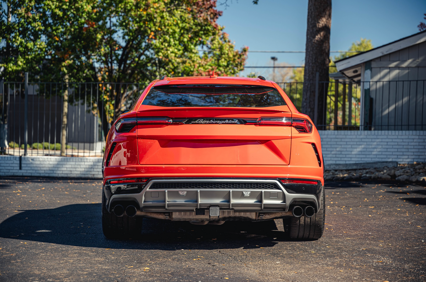 Lamborghini Urus Red