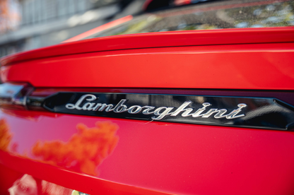 Lamborghini Urus Red