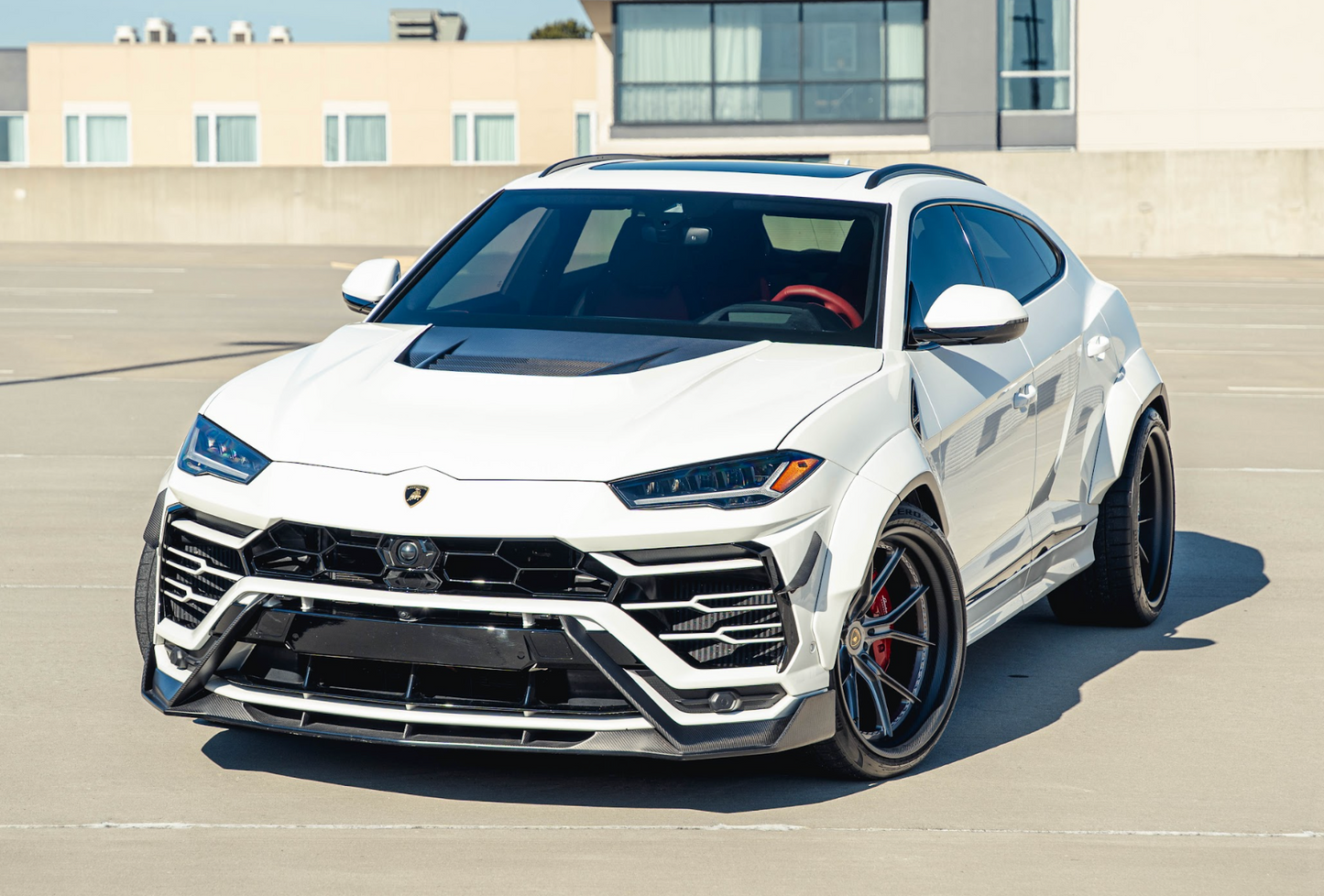 Lamborghini Urus White