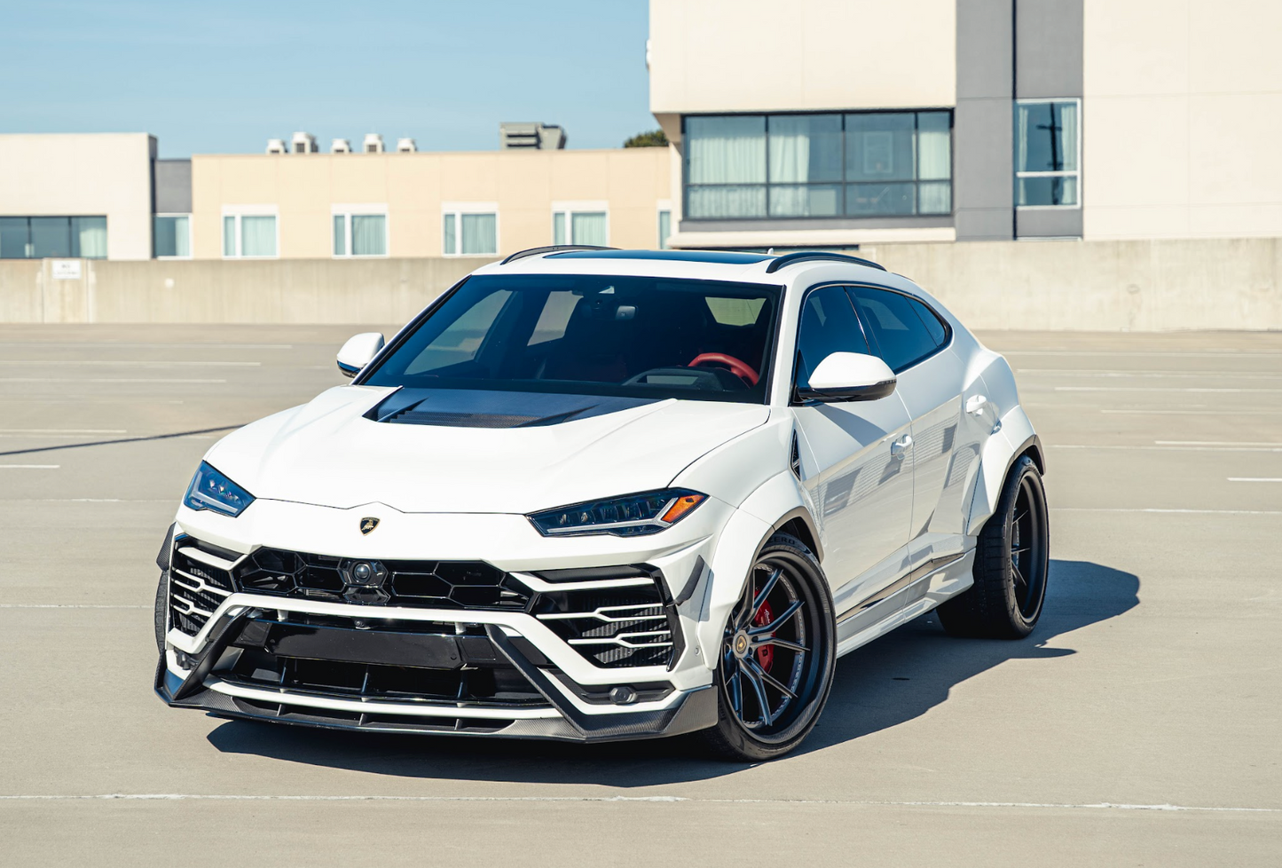 Lamborghini Urus White
