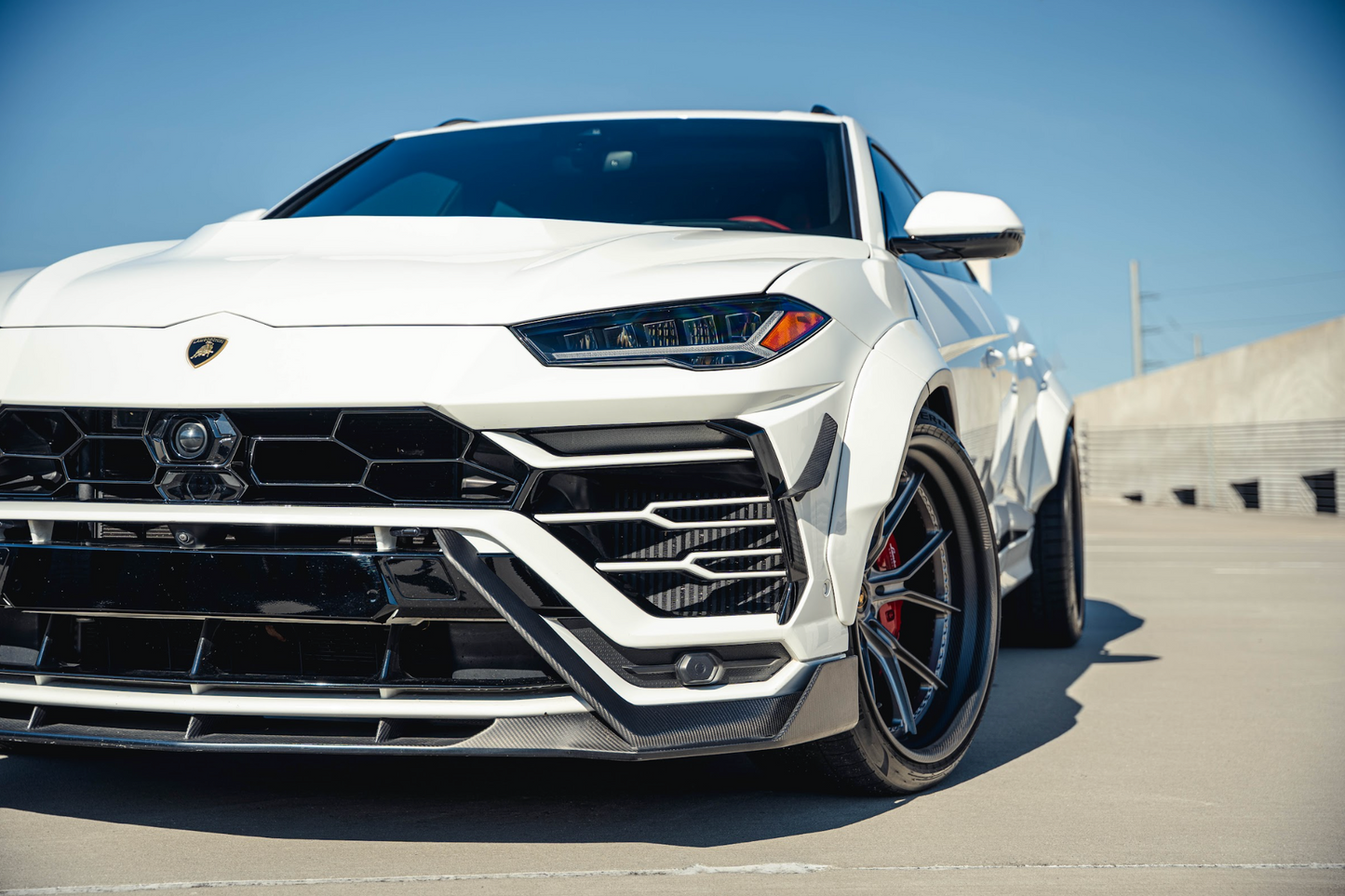 Lamborghini Urus White