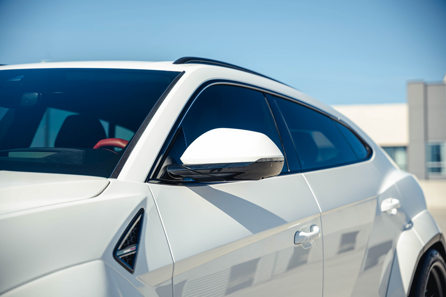 Lamborghini Urus White