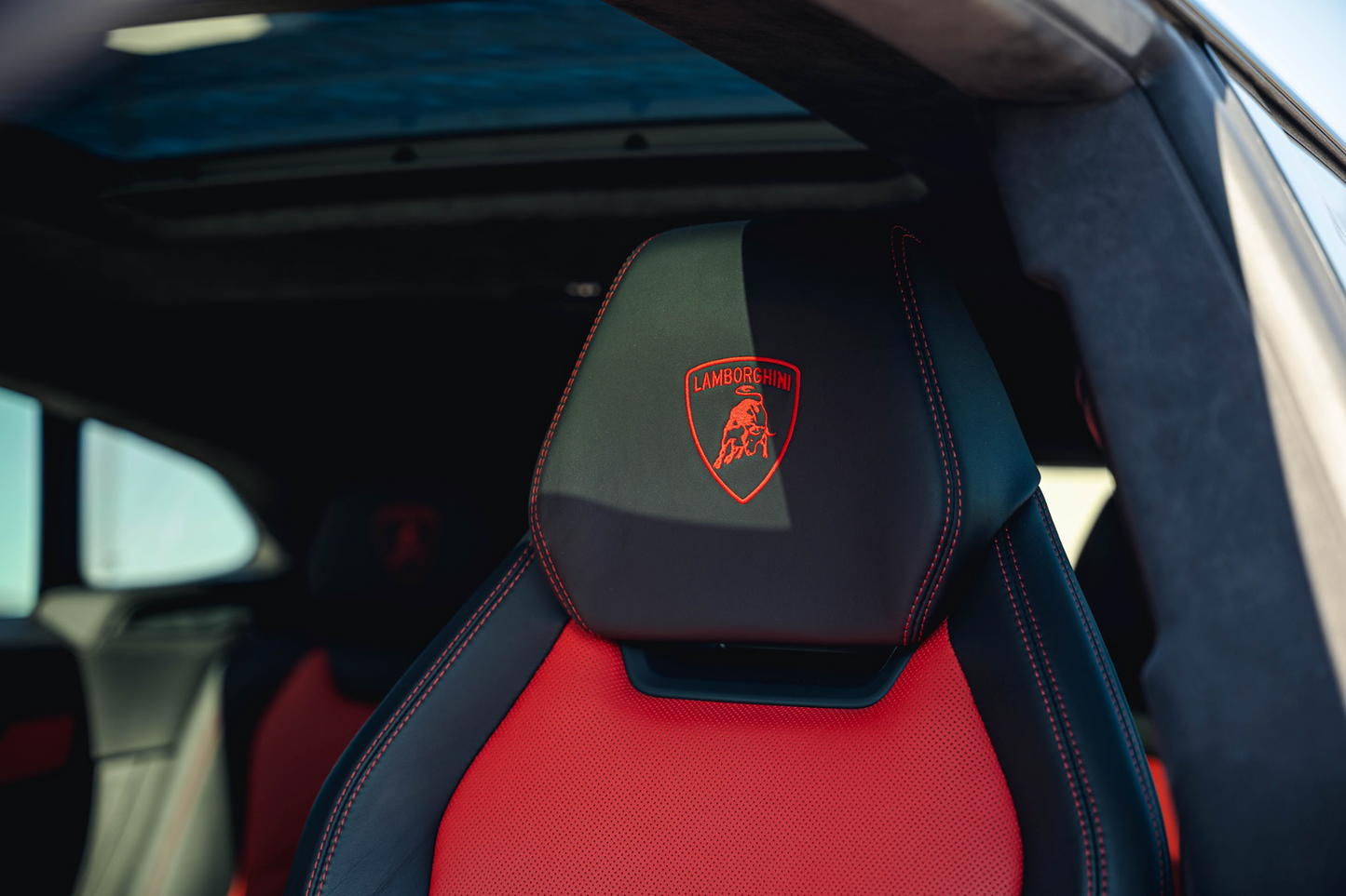 Lamborghini Urus White