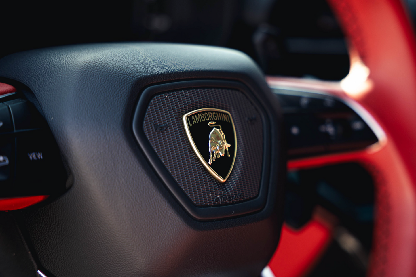 Lamborghini Urus White