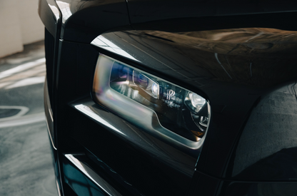 Rolls-Royce Cullinan (Black with Orange)