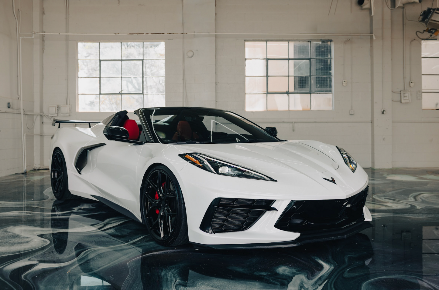Corvette C8 (White)